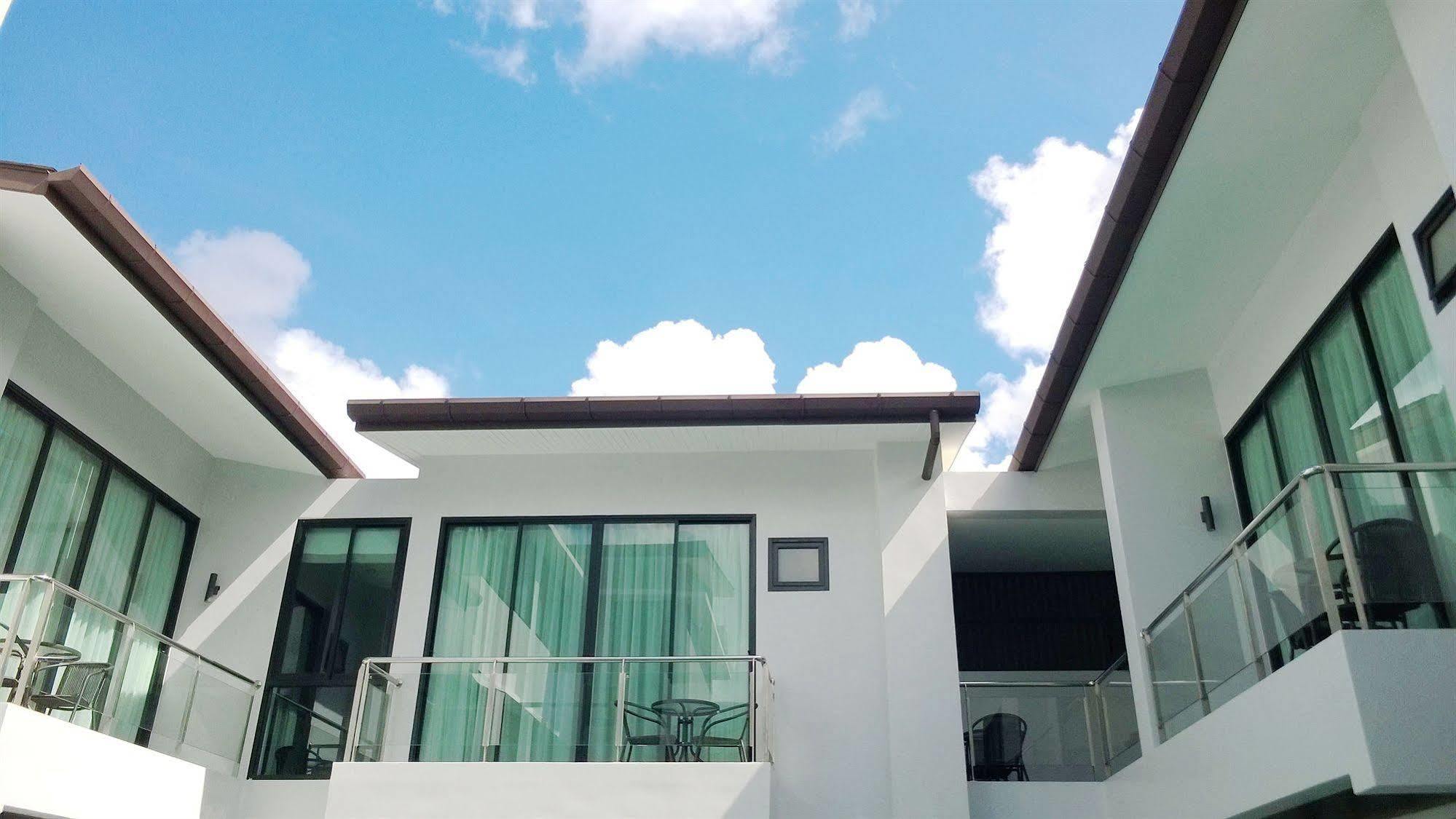Good Day Phuket Hotel Eksteriør billede